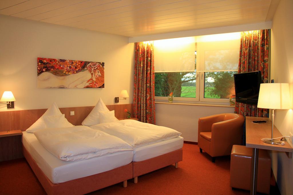 Hotel Am Springhorstsee Grossburgwedel Phòng bức ảnh