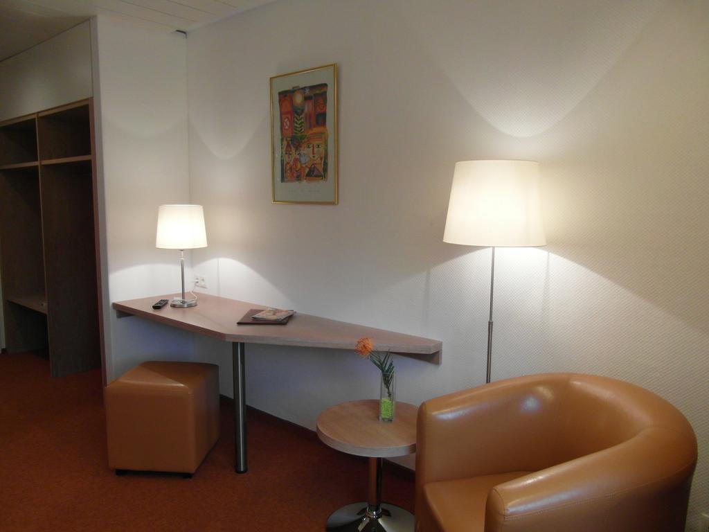 Hotel Am Springhorstsee Grossburgwedel Ngoại thất bức ảnh
